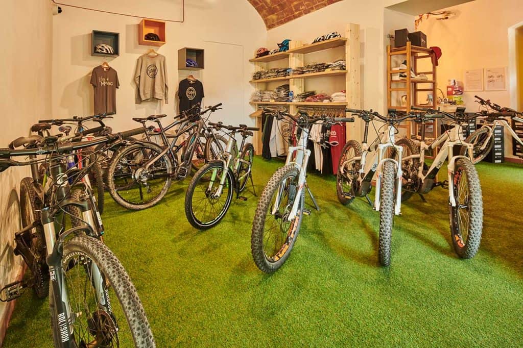 Our shop - Biking Tuscany Tour