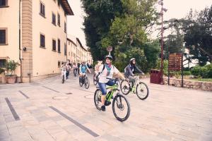 Biking Tuscany Tour - Tuscany bike tours