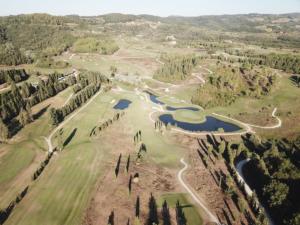 Tuscany bike tours - Castelfalfi (Montaione) Natural Reserve