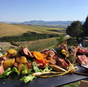 Tuscany cycling tour - Organic farm food and wine experience