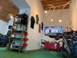 Tuscany bike tours - Sportswear